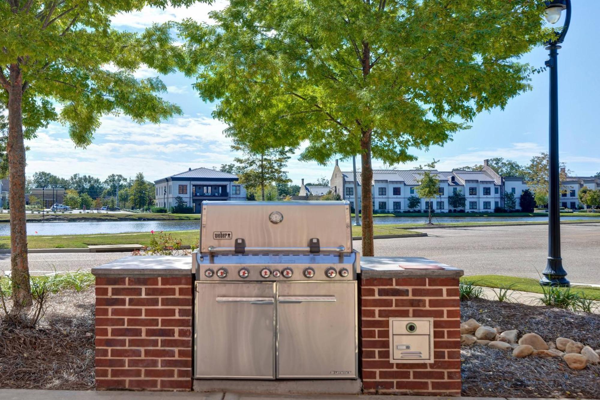 Towneplace Suites By Marriott Jackson Ridgeland/The Township At Colony Park Exterior photo