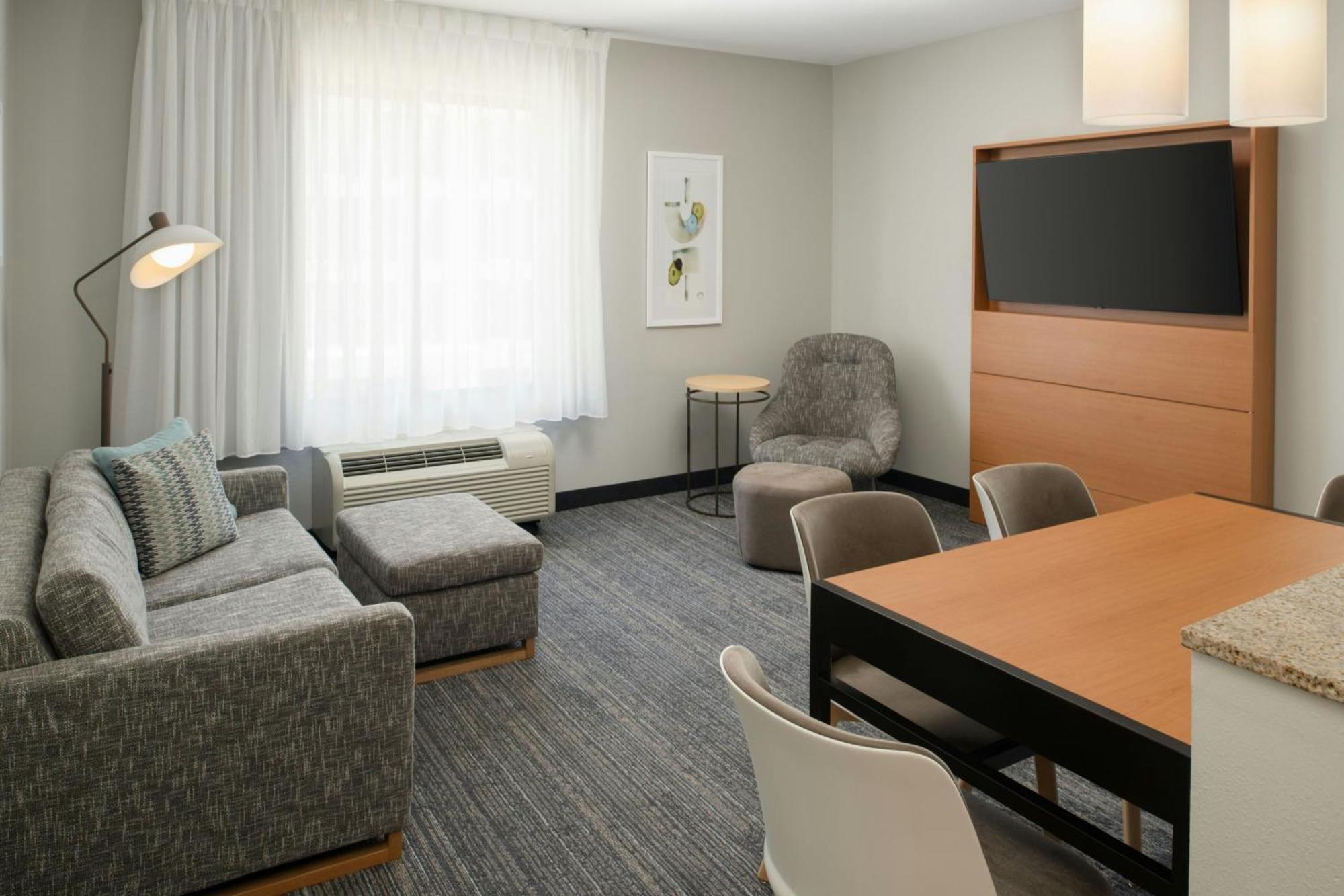 Towneplace Suites By Marriott Jackson Ridgeland/The Township At Colony Park Exterior photo